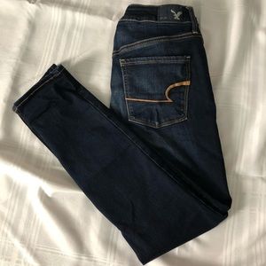 EUC American Eagle Jeans Size 6 Short